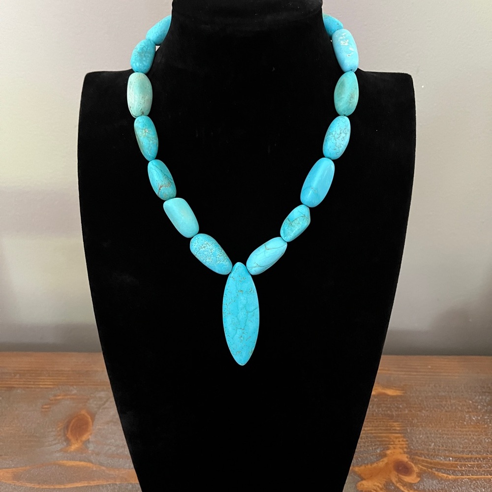 Turquoise Beaded Necklace